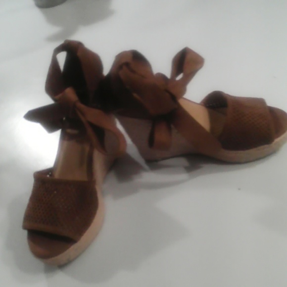 Wedges - Picture 1 of 2